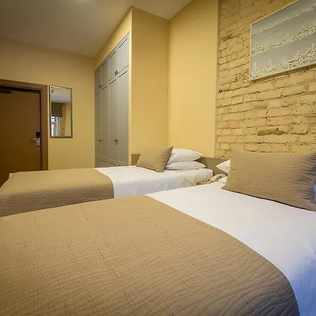 New Town Hotel 3*