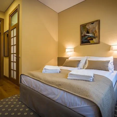 New Town Hotel